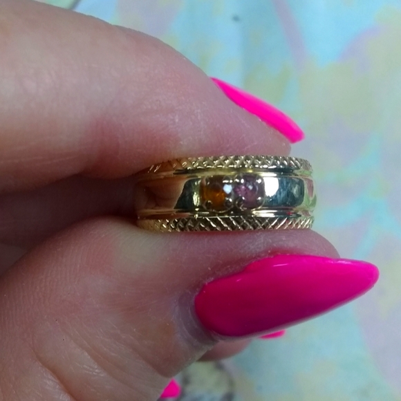 14KT Solid Gold Band w/ Vintage Ruby & Citrine Gemstones - Picture 3 of 7